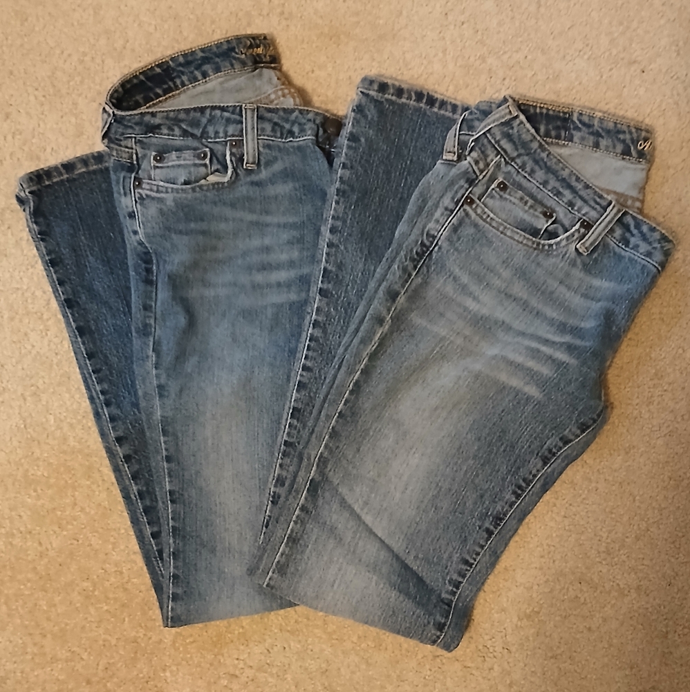 2 Pair American Eagle Stretch Skinny Flare Jeans Med. Blue Wash Size 2 Regular